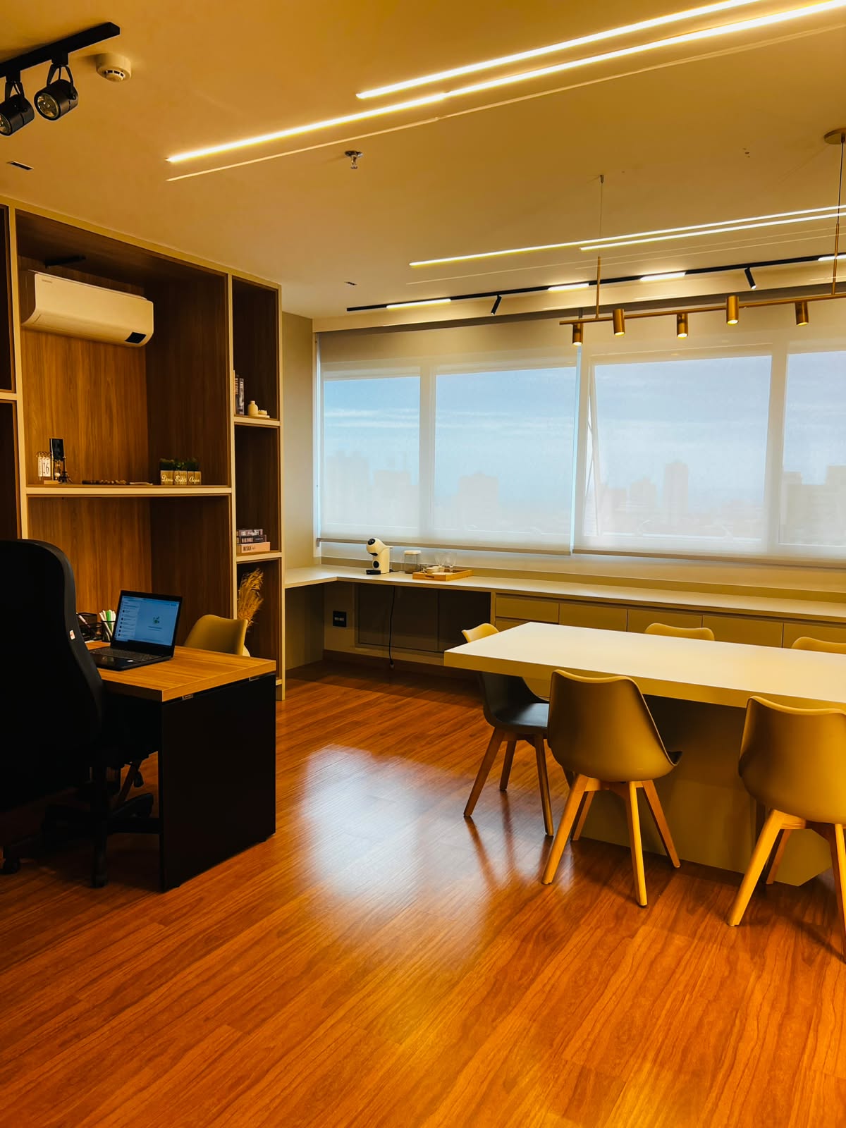 Escritório Magalhães - Sala de reuniões